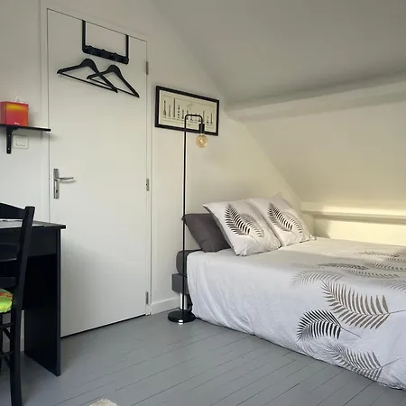 à 900 M De L'entrée Du Circuit Des 24 Maison d'hôtes